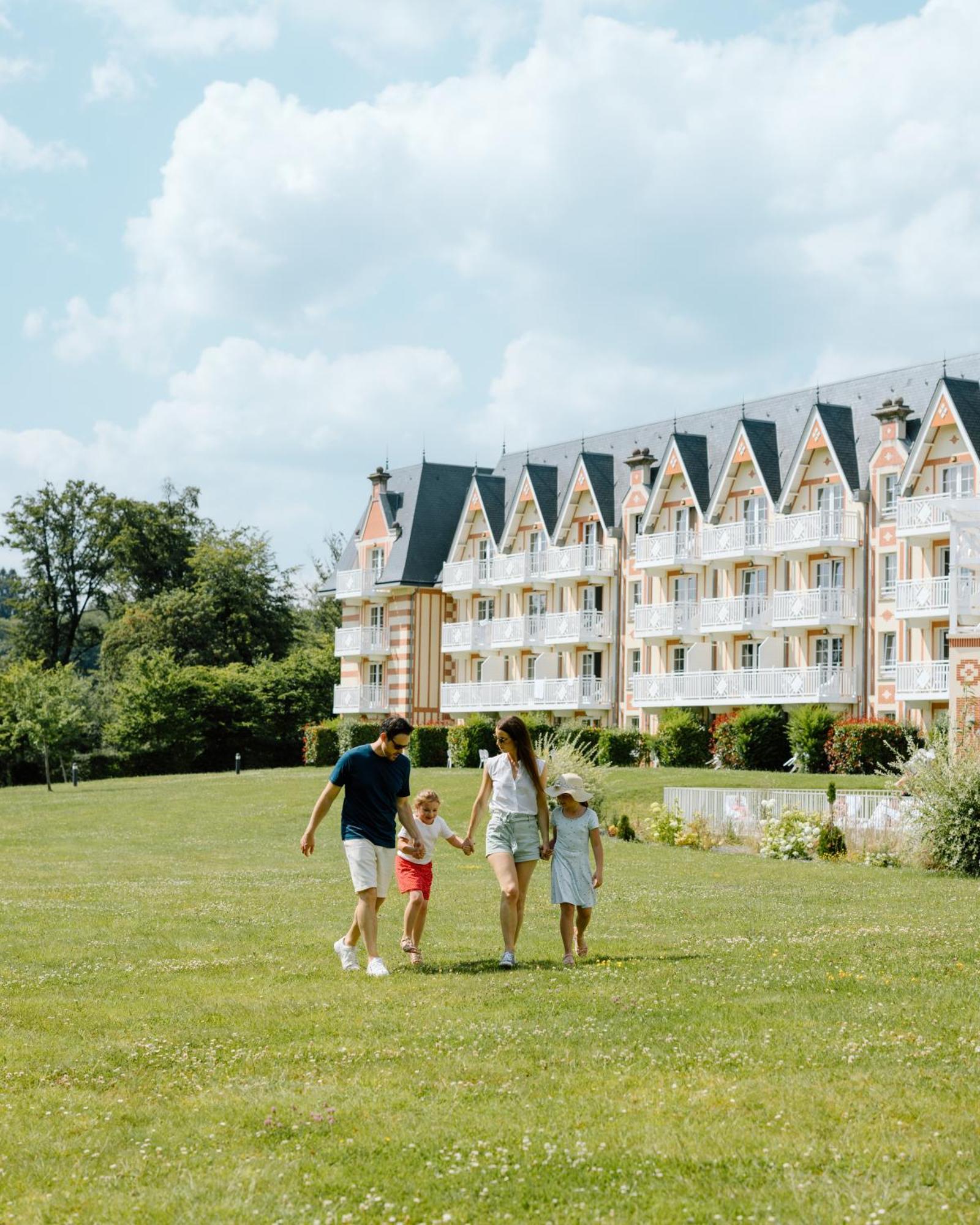 Residence B'O Cottage - B'O Resort Thermal & Spa Bagnoles de l'Orne Normandie Екстериор снимка